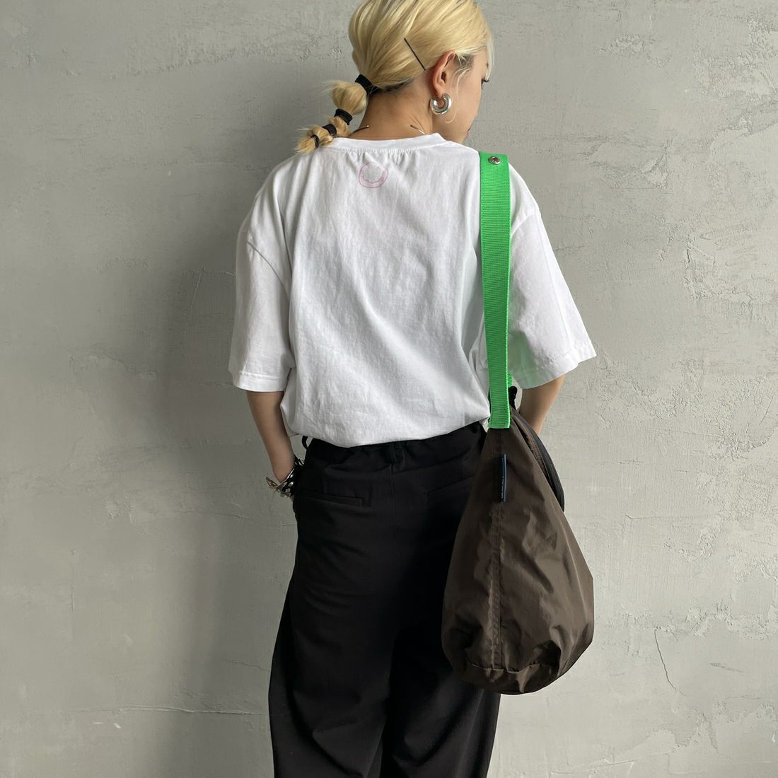 GOOD ROCK SPEED [グッドロックスピード] 別注 NIRVANA フォトプリントロックTシャツ [INTN-031-JF] WHITE &&モデル身長：150cm 着用サイズ：M&&