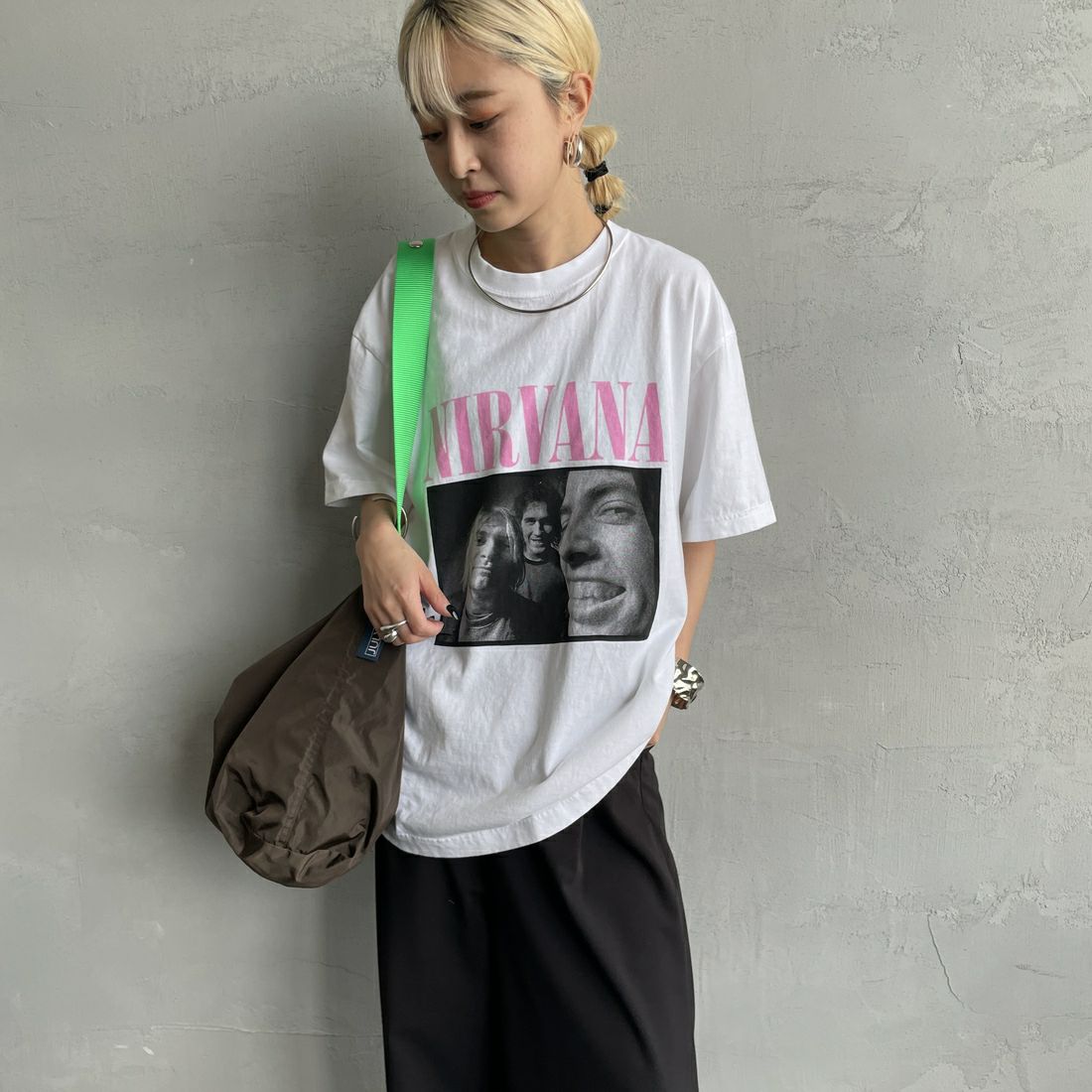 GOOD ROCK SPEED [グッドロックスピード] 別注 NIRVANA フォトプリントロックTシャツ [INTN-031-JF] WHITE &&モデル身長：150cm 着用サイズ：M&&