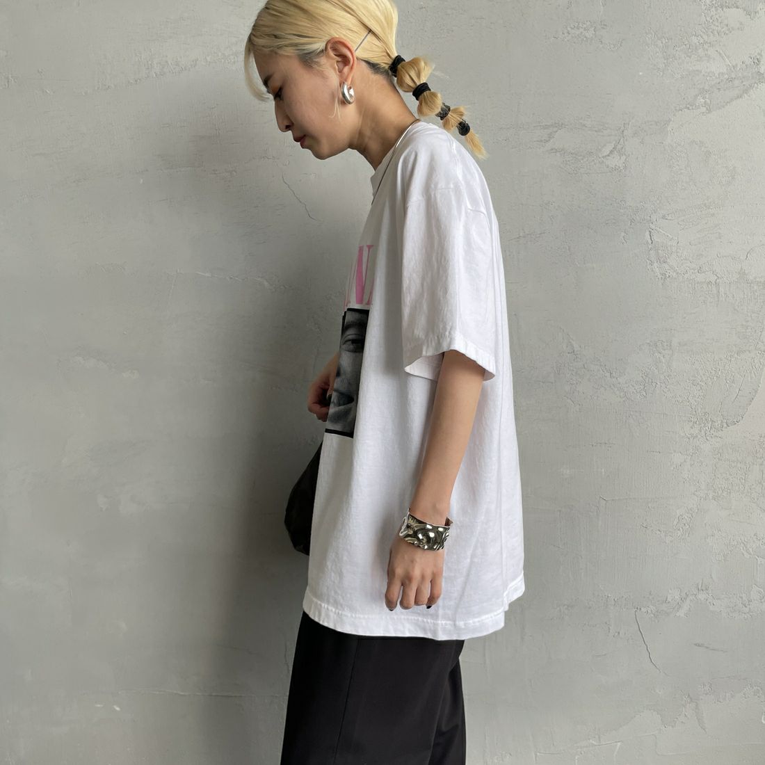 GOOD ROCK SPEED [グッドロックスピード] 別注 NIRVANA フォトプリントロックTシャツ [INTN-031-JF] WHITE &&モデル身長：150cm 着用サイズ：M&&