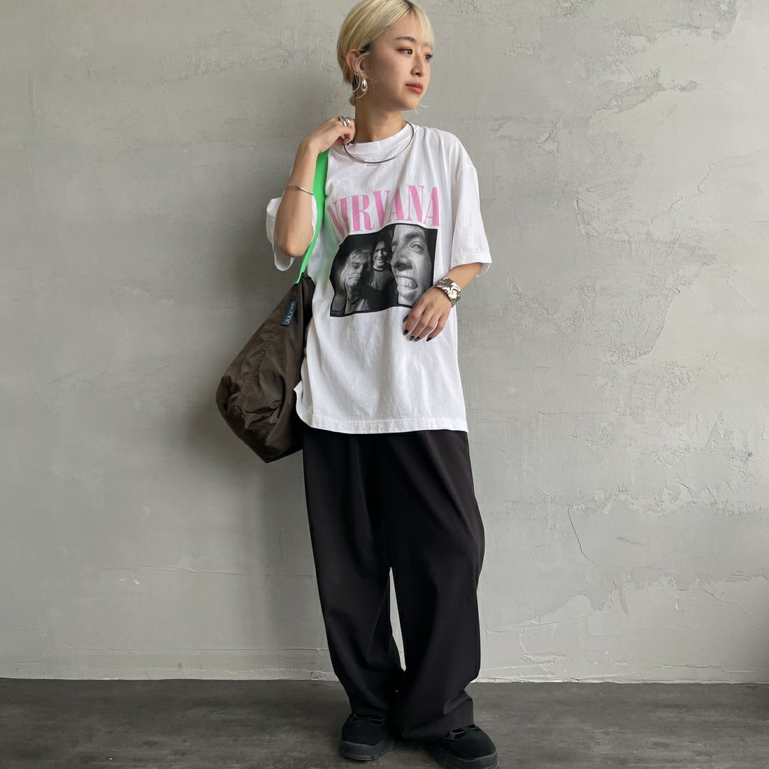 GOOD ROCK SPEED [グッドロックスピード] 別注 NIRVANA フォトプリントロックTシャツ [INTN-031-JF] WHITE &&モデル身長：150cm 着用サイズ：M&&