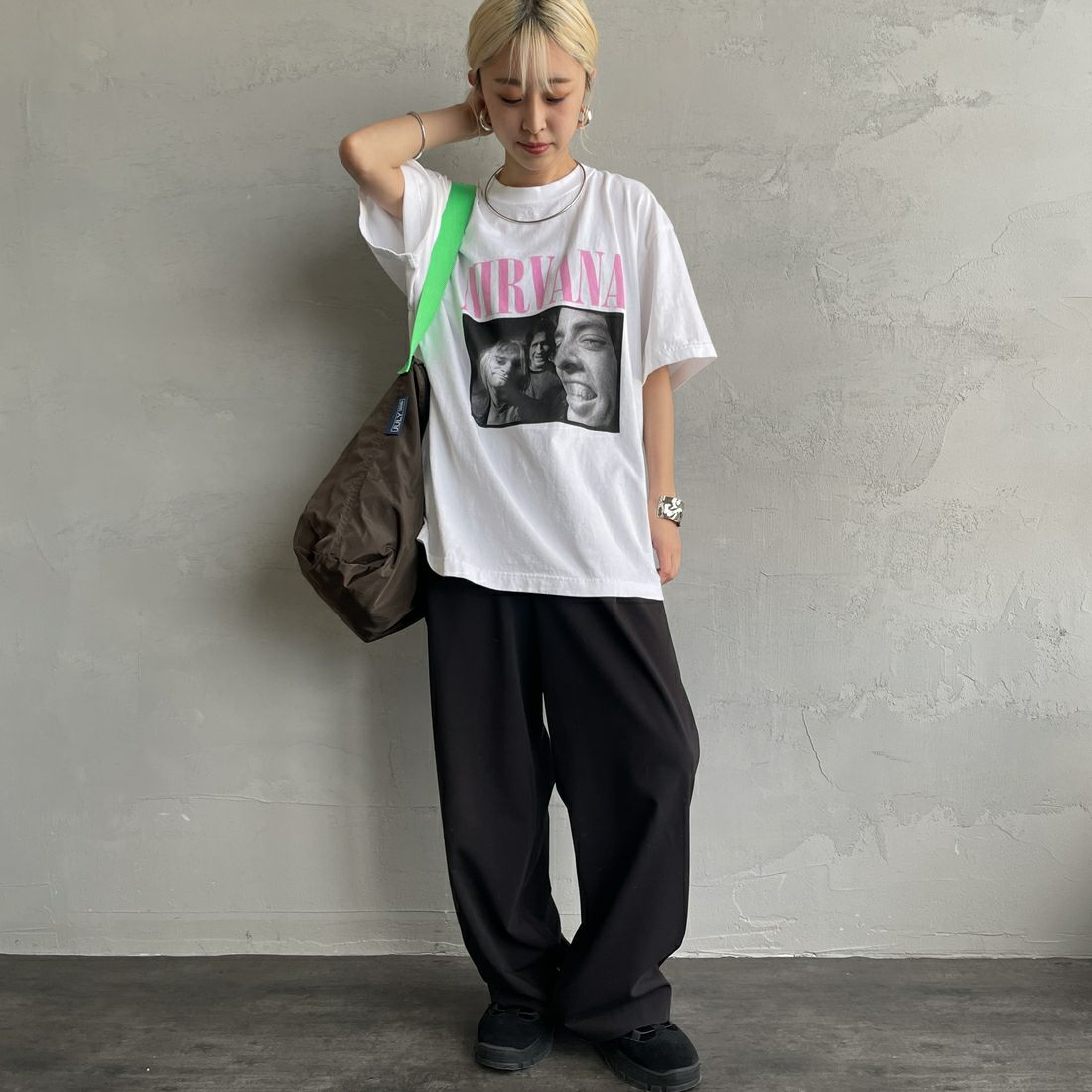 GOOD ROCK SPEED [グッドロックスピード] 別注 NIRVANA フォトプリントロックTシャツ [INTN-031-JF] WHITE &&モデル身長：150cm 着用サイズ：M&&