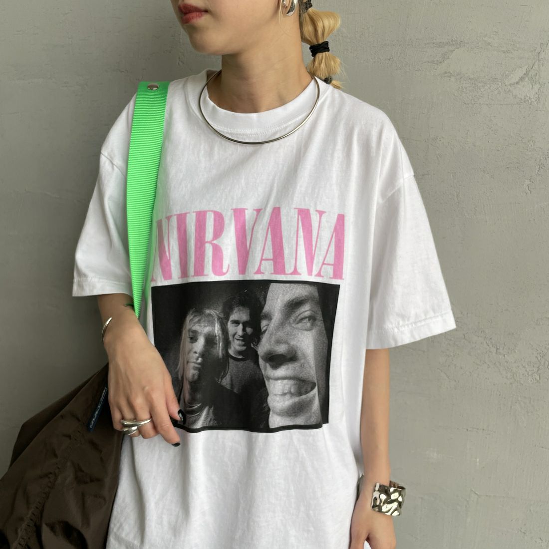 GOOD ROCK SPEED [グッドロックスピード] 別注 NIRVANA フォトプリントロックTシャツ [INTN-031-JF] WHITE &&モデル身長：150cm 着用サイズ：M&&