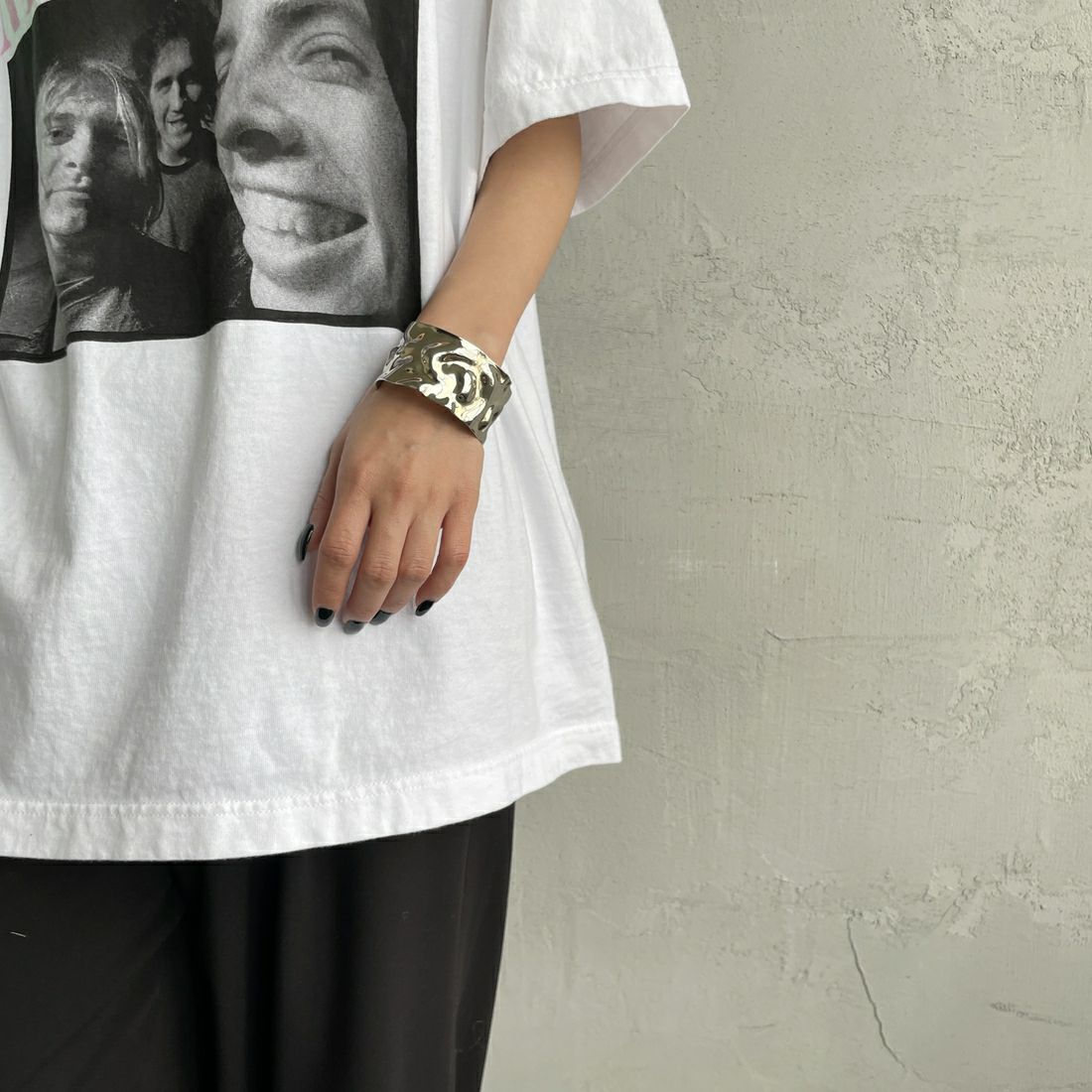 GOOD ROCK SPEED [グッドロックスピード] 別注 NIRVANA フォトプリントロックTシャツ [INTN-031-JF] WHITE &&モデル身長：150cm 着用サイズ：M&&