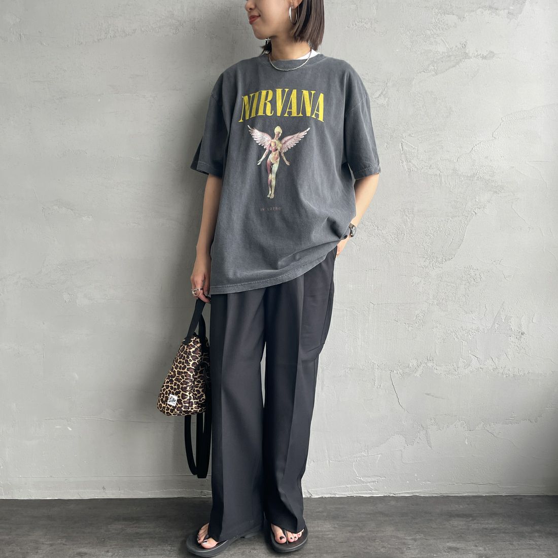 GOOD ROCK SPEED [グッドロックスピード] 別注 NIRVANA ロックプリントTシャツ(IN UTERO) [INTN-030-JF] CHARCOAL &&モデル身長：159cm 着用サイズ：M&&