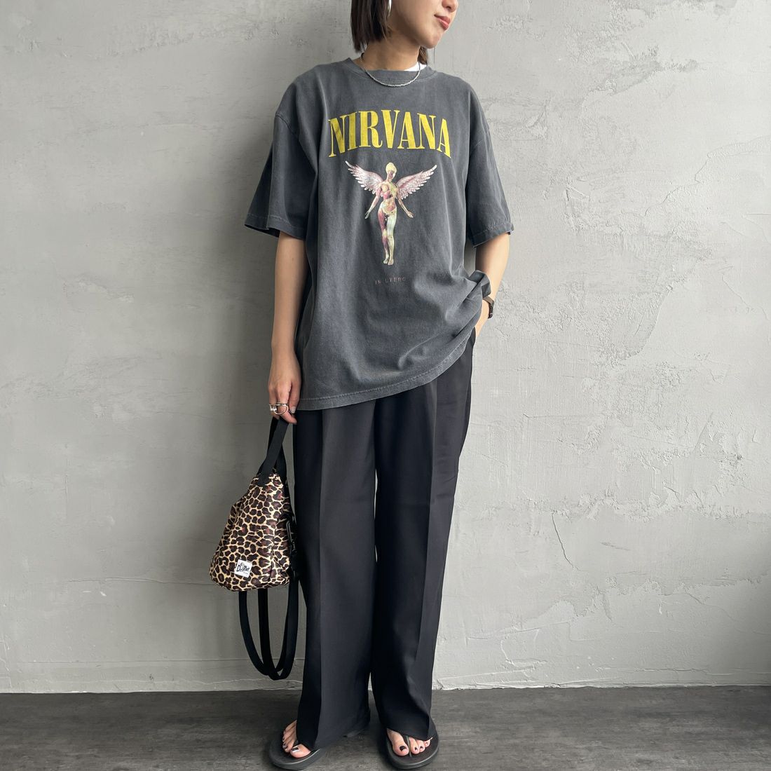 GOOD ROCK SPEED [グッドロックスピード] 別注 NIRVANA ロックプリントTシャツ(IN UTERO) [INTN-030-JF] CHARCOAL &&モデル身長：159cm 着用サイズ：M&&