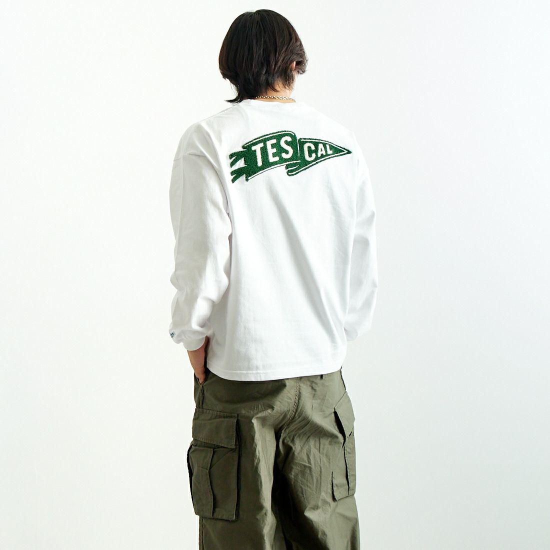 07 WHITE&&モデル身長：179cm 着用サイズ：M&&