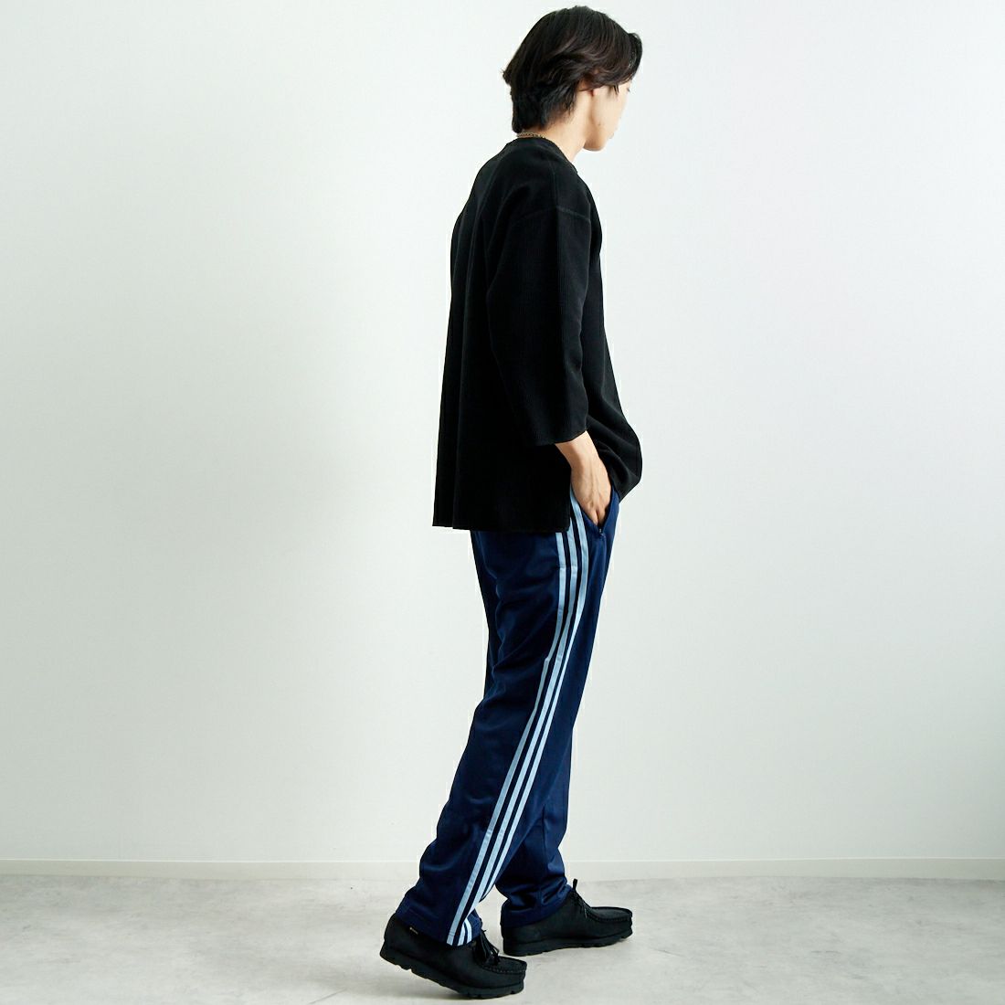 adidas Originals [アディダス オリジナルス] アディカラークラシックス ファイヤーバードトラックパンツ [FWE47] JP2540 &&モデル身長：179cm 着用サイズ：L&&