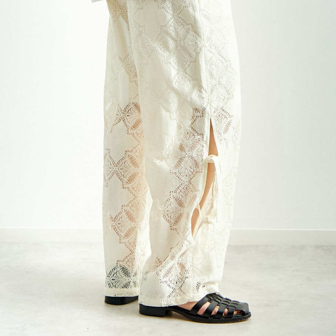 USINE [ユジーヌ] レース柄パンツ [2510302] OFF WHITE &&モデル身長：160cm 着用サイズ：F&&