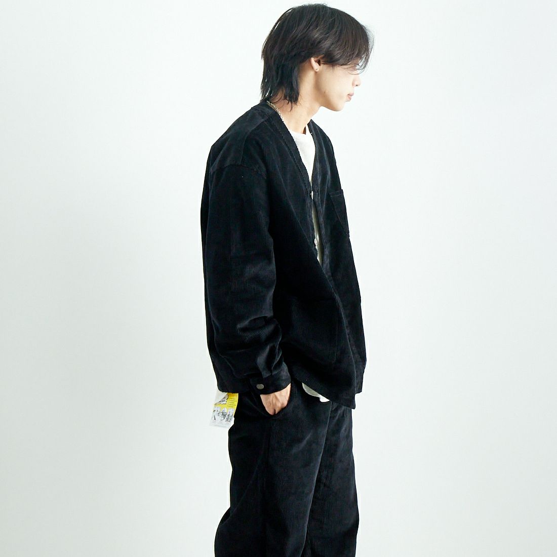 BIG MIKE [ビッグマイク] 別注 コーデュロイエンジニアジャケット [102446020-JF] BLACK &&モデル身長：179cm 着用サイズ：L&&
