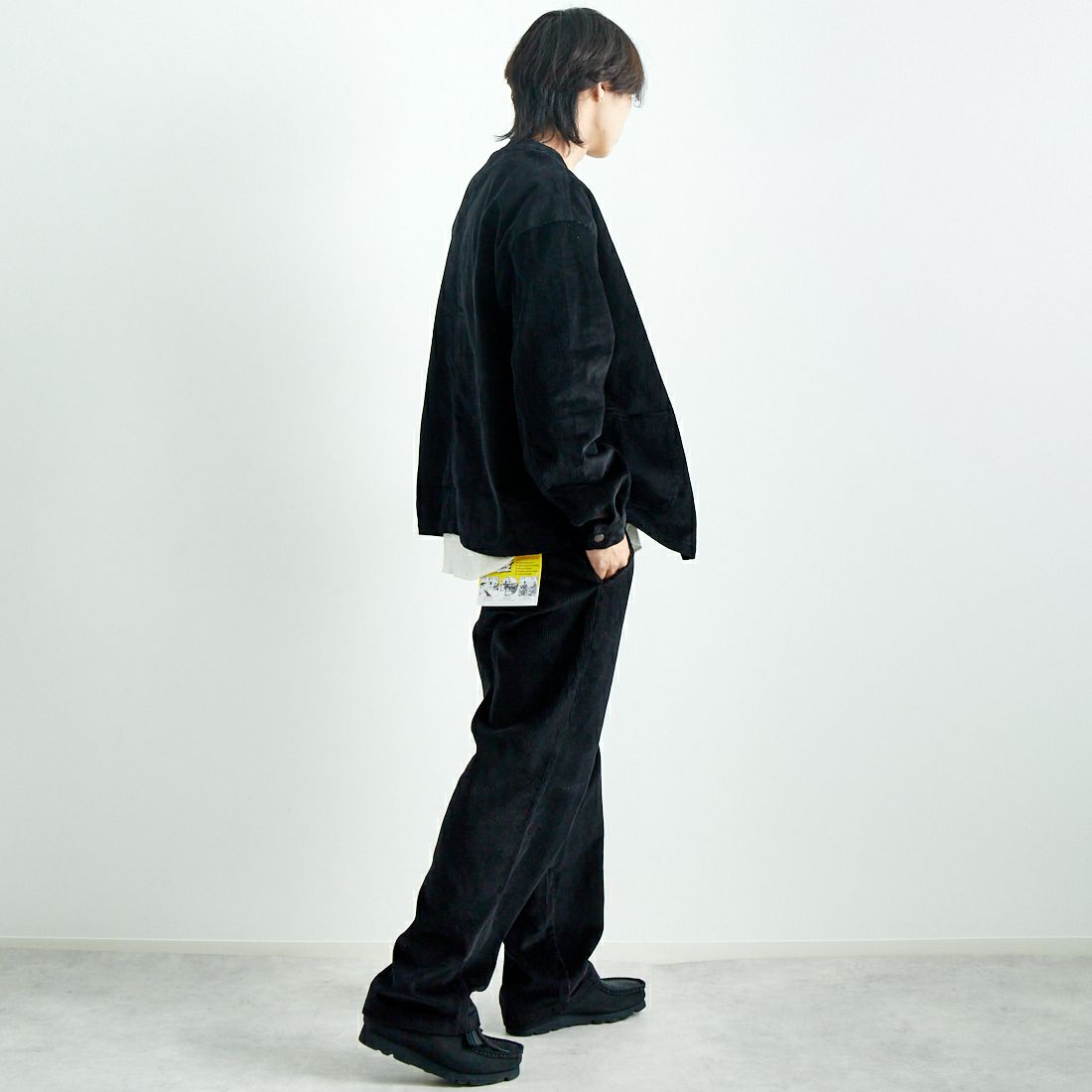 BIG MIKE [ビッグマイク] 別注 コーデュロイエンジニアジャケット [102446020-JF] BLACK &&モデル身長：179cm 着用サイズ：L&&