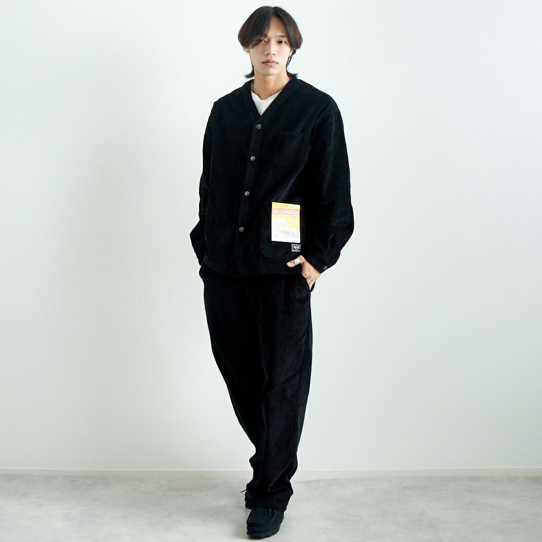 BIG MIKE [ビッグマイク] 別注 コーデュロイエンジニアジャケット [102446020-JF] BLACK &&モデル身長：179cm 着用サイズ：L&&