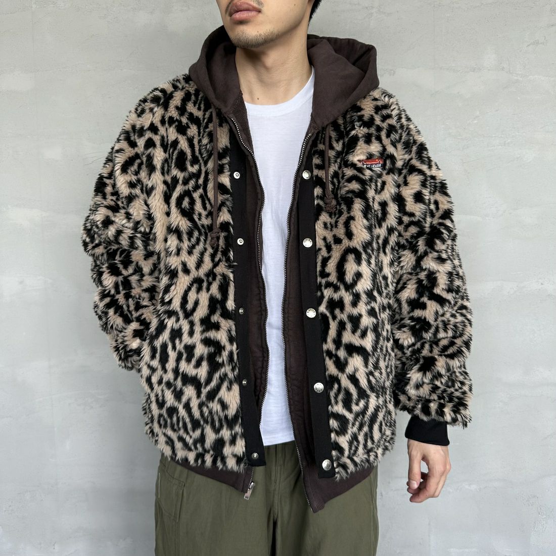 HELLO CALIF [ハローカリフ] ボアボンバーコーチジャケット [HC-244-074] LEOPARD &&モデル身長：168cm 着用サイズ：M&&