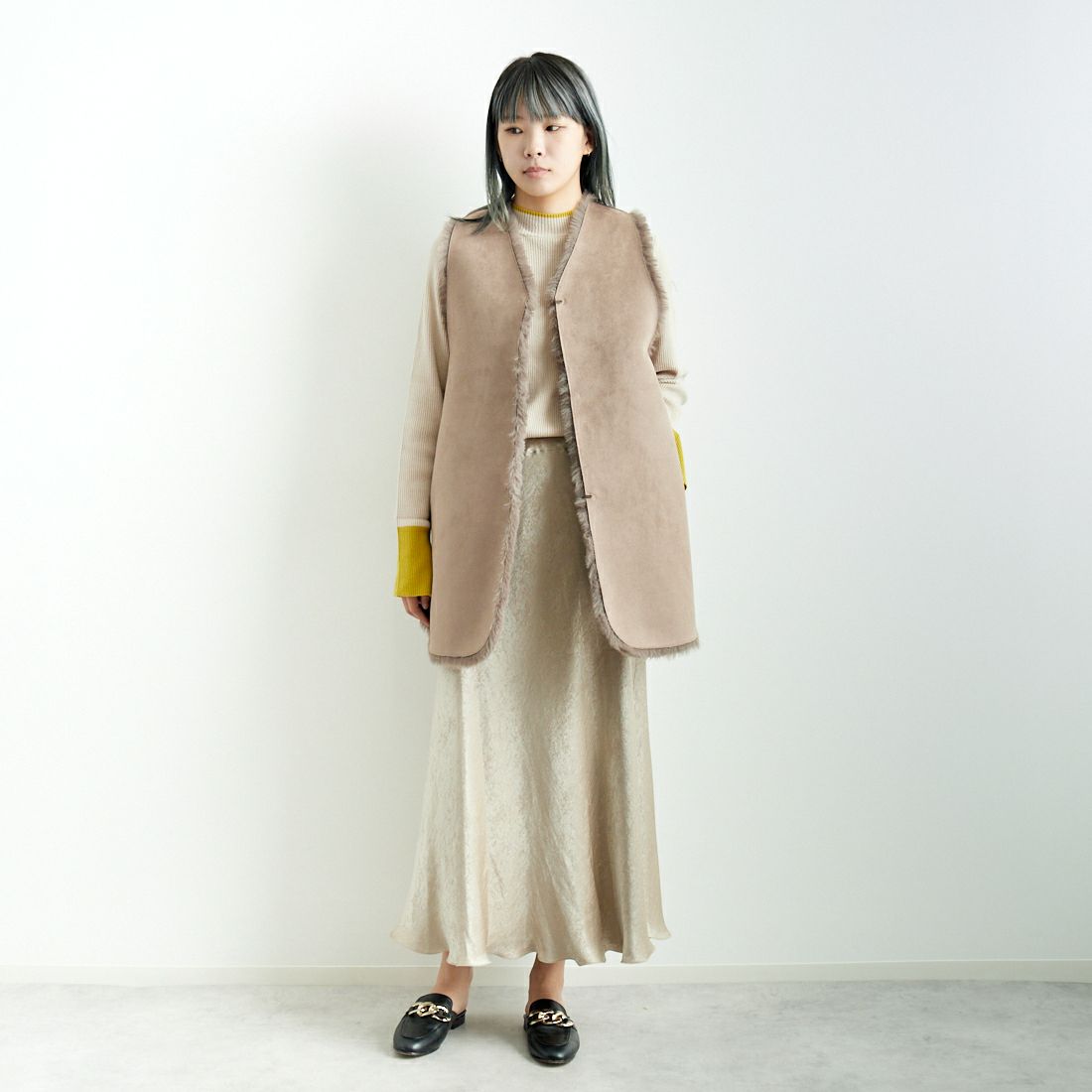 Jeans Factory Clothes [ジーンズファクトリークローズ] エコファーリバーシブルベスト [330018] 116 ｸﾞﾚｰｼﾞ &&モデル身長：167cm 着用サイズ：F&&