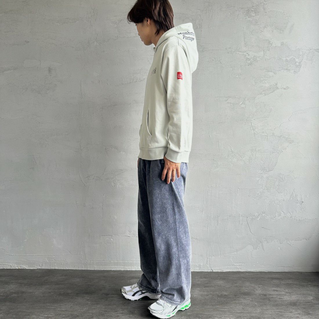 MANHATTAN PORTAGE [マンハッタンポーテージ] 別注 フードロゴ