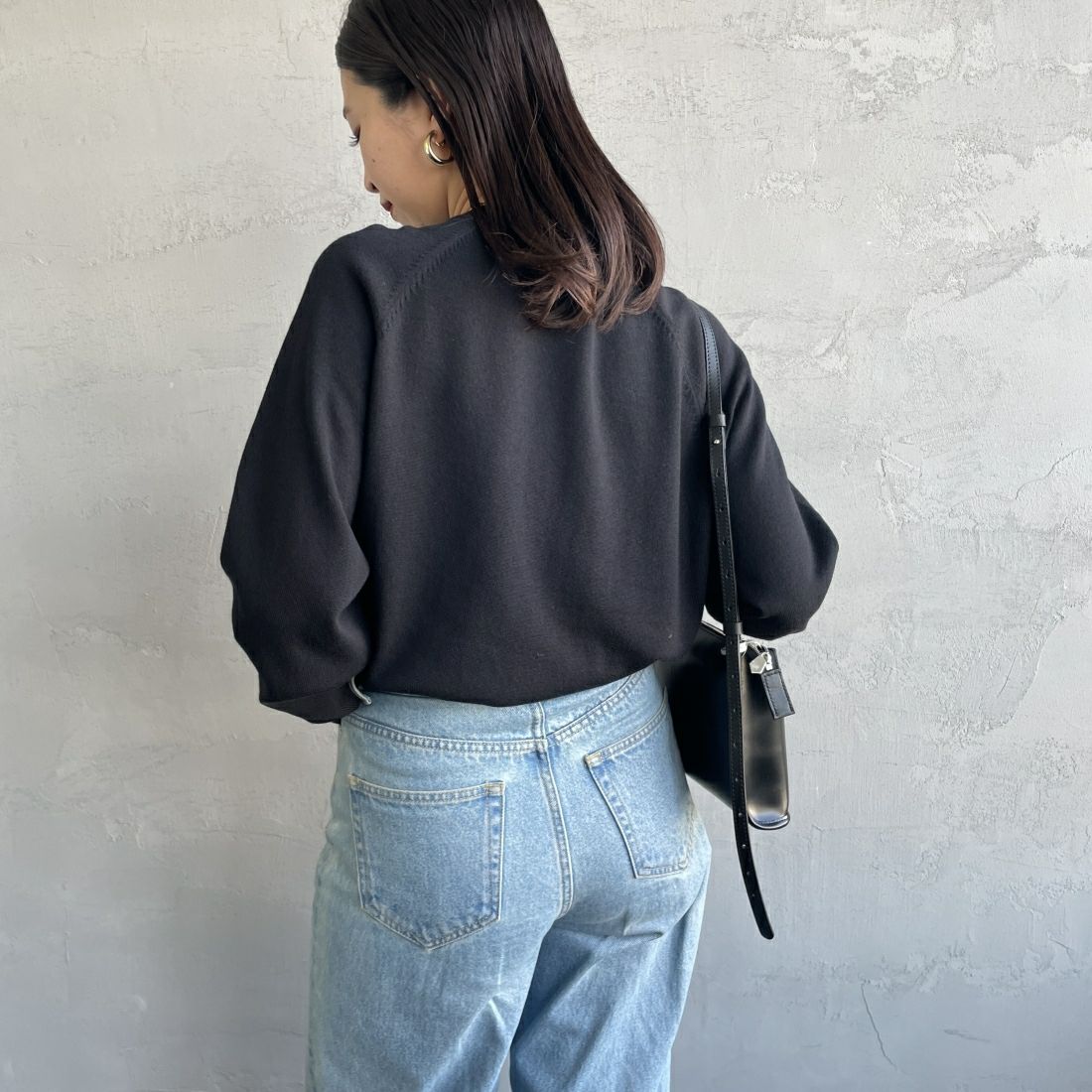 FRED PERRY [フレッドペリー] クルーネックジャンパー [K2117] 184 BLACK &&モデル身長：163cm 着用サイズ：10&&