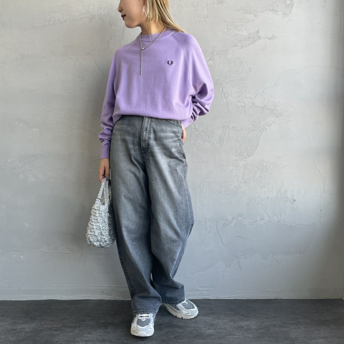 FRED PERRY [フレッドペリー] クルーネックジャンパー [K2117] X19 ULTRA &&モデル身長：156cm 着用サイズ：10&&