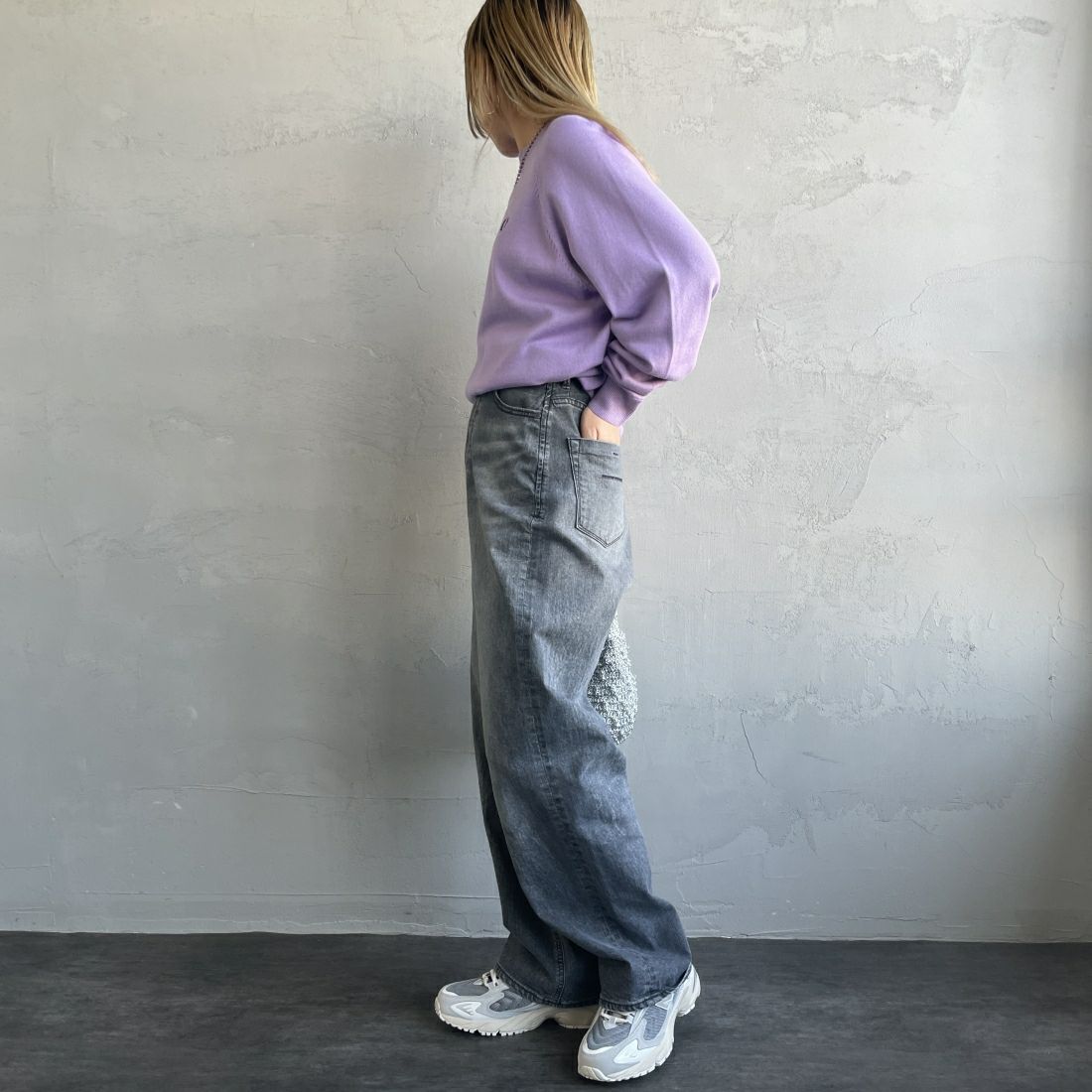 FRED PERRY [フレッドペリー] クルーネックジャンパー [K2117] X19 ULTRA &&モデル身長：156cm 着用サイズ：10&&