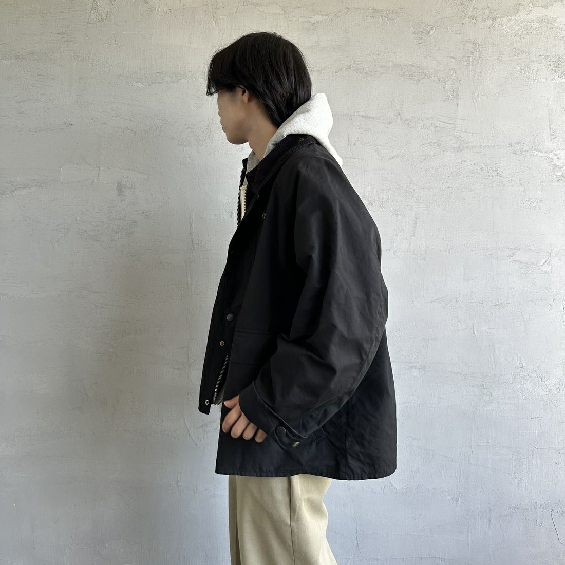 Barbour [バブアー] 別注 BORROWDALE ボロウデイルジャケット [MCAS148-JF] BLACK &&モデル身長：179cm 着用サイズ：46&&