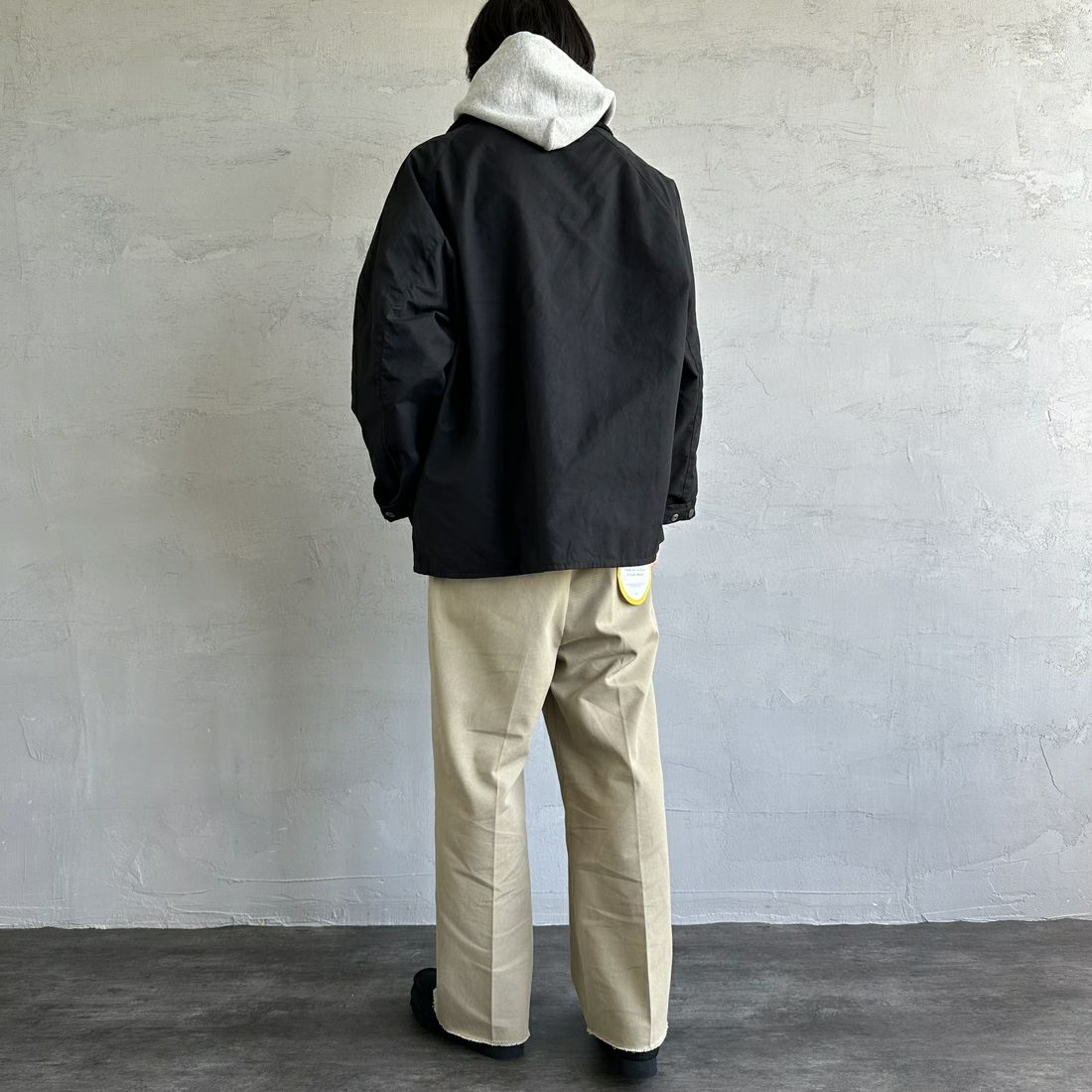 Barbour [バブアー] 別注 BORROWDALE ボロウデイルジャケット [MCAS148-JF] BLACK &&モデル身長：179cm 着用サイズ：46&&