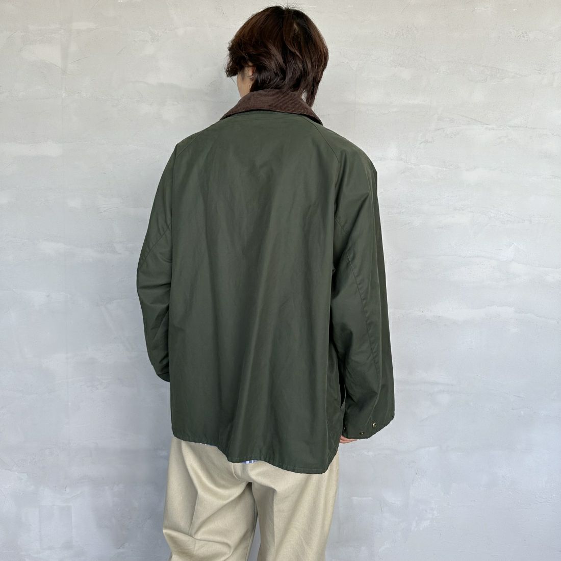 Barbour [バブアー] 別注 BORROWDALE ボロウデイルジャケット [MCAS148-JF] SAGE&&モデル身長：179cm 着用サイズ：46&&