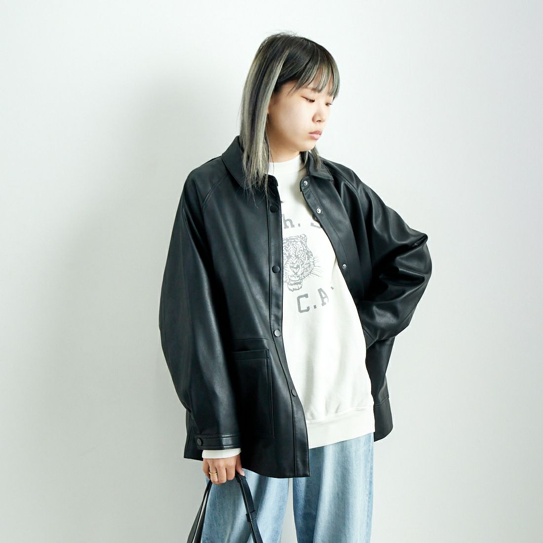 Jeans Factory Clothes [ジーンズファクトリークローズ] ビーガンレザージャケット [24847-HN] BLACK &&モデル身長：167cm 着用サイズ：F&&