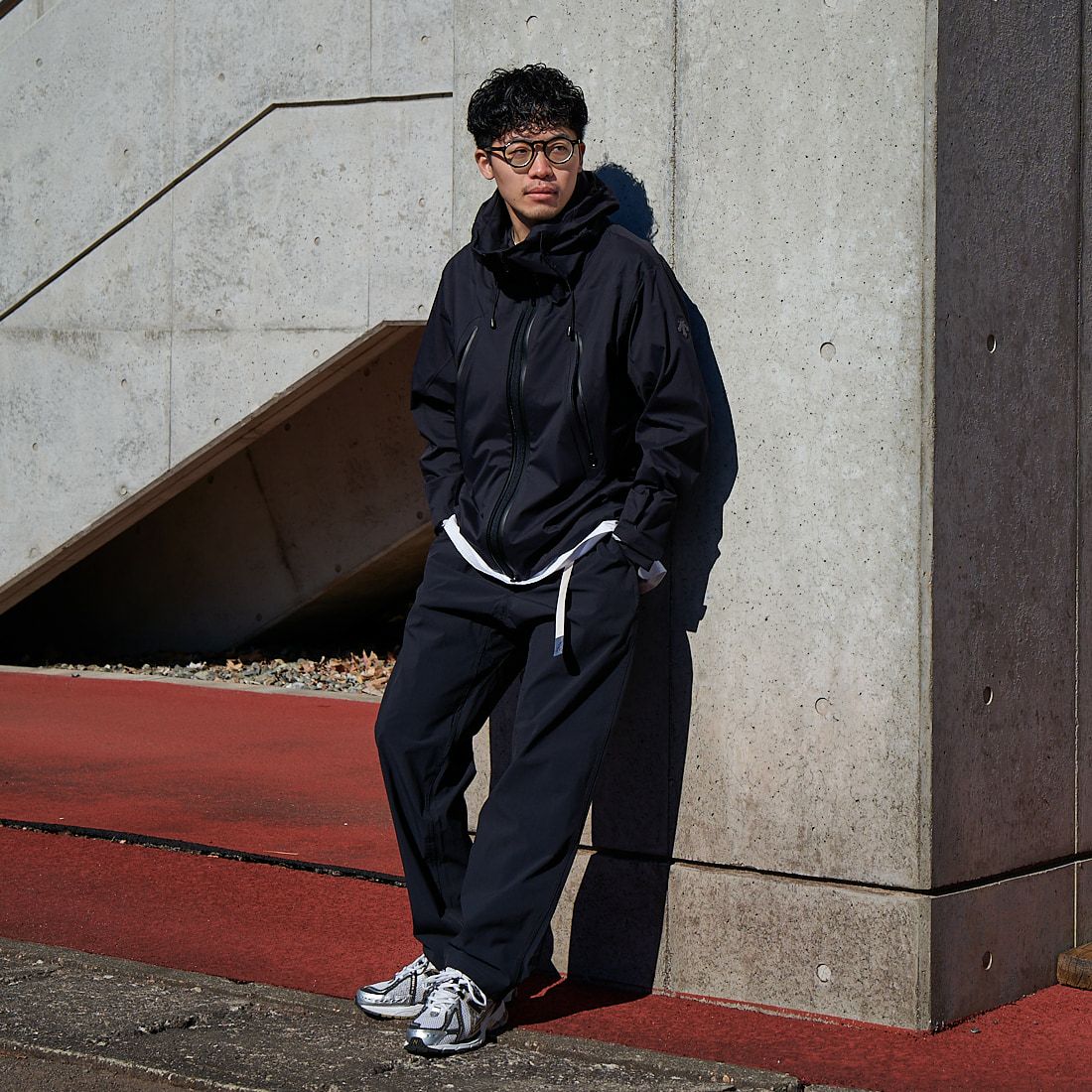 GRAMiCCi [グラミチ] 別注 エブリデイ ナイロンパンツ [GUP5-S2034-JF] BLACK &&モデル身長：168cm 着用サイズ：L&&