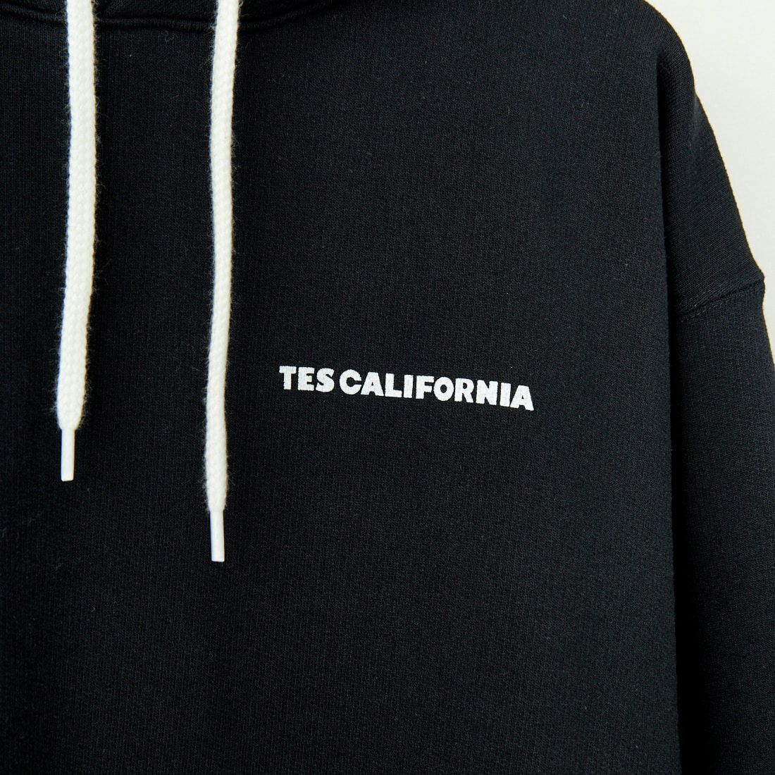The Enacdless Summer [エンドレスサマー] TES CAL フロッキーロゴスウェットパーカー [FH-25374304] 01 BLACK