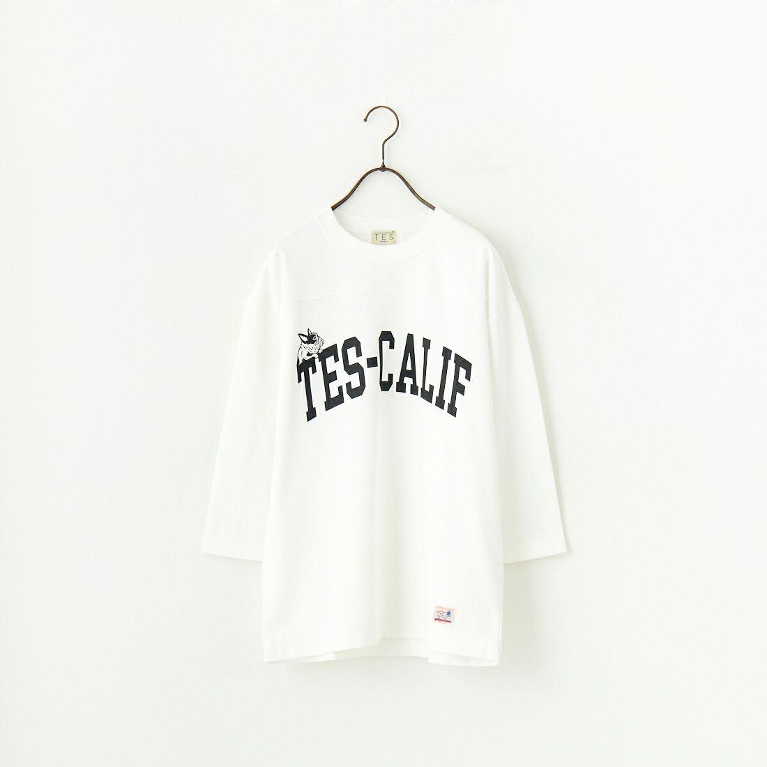 07 WHITE