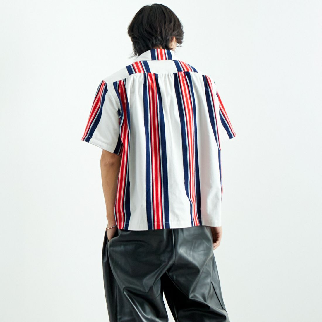 AiE [エーアイイー] ストライプペインターシャツ [PU617] A OFF WHIT &&モデル身長：179cm 着用サイズ：M&&