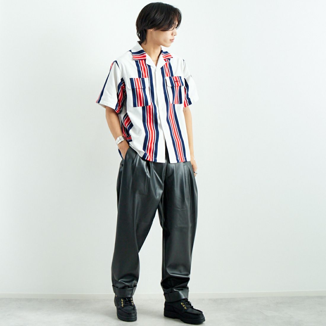 AiE [エーアイイー] ストライプペインターシャツ [PU617] A OFF WHIT &&モデル身長：179cm 着用サイズ：M&&
