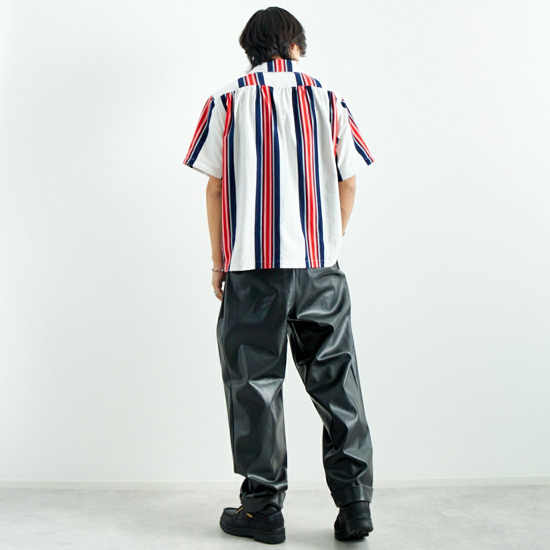 AiE [エーアイイー] ストライプペインターシャツ [PU617] A OFF WHIT &&モデル身長：179cm 着用サイズ：M&&