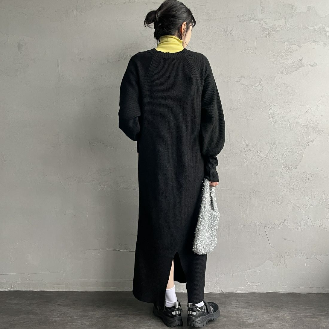 By/m [バイエム] 袖ボタン メランジニットワンピース [B23441005] 09 BLACK &&モデル身長：160cm 着用サイズ：F&&