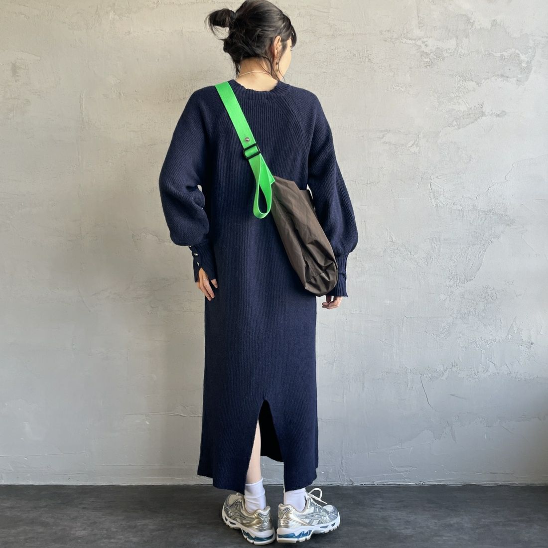 By/m [バイエム] 袖ボタン メランジニットワンピース [B23441005] 16 NAVY &&モデル身長：160cm 着用サイズ：F&&