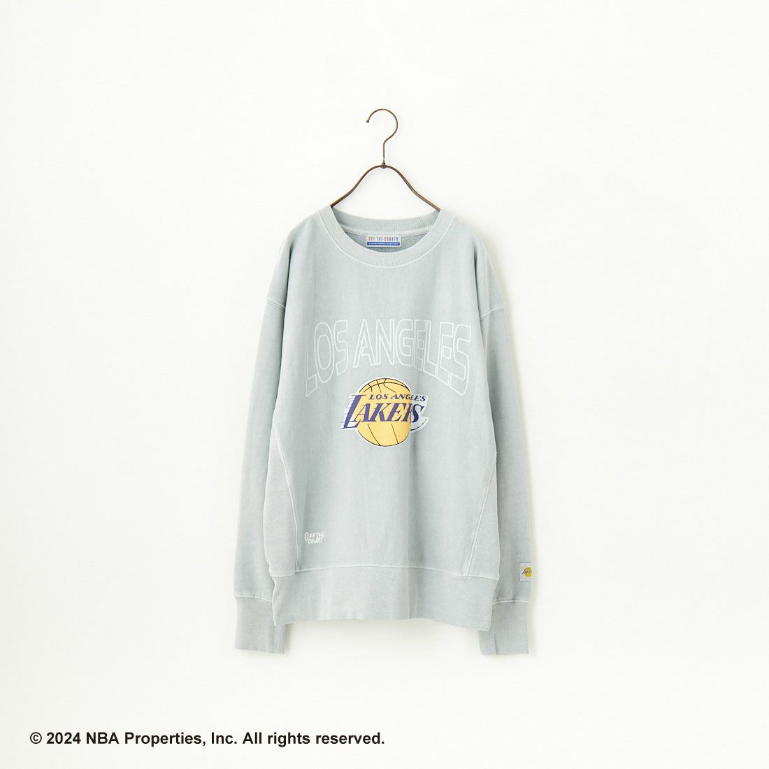 OFF THE COURT BY NBA [オフ ザ コート バイ エヌビーエー] 別注 ピグメント染め ロゴプリントクルーネックスウェット [24AW-JF-02] GRAY