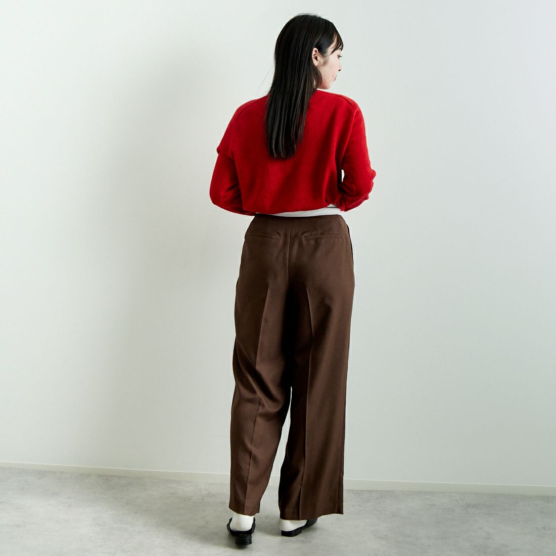Jeans Factory Clothes [ジーンズファクトリークローズ] スタンダードクルーネックニット [24FW-IN-002] RED &&モデル身長：167cm 着用サイズ：F&&
