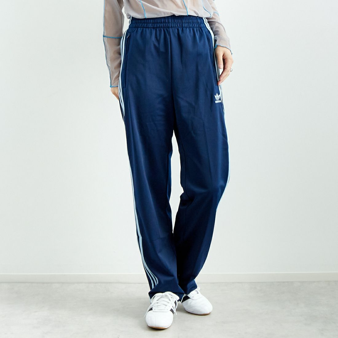 adidas Originals [アディダス オリジナルス] アディカラークラシックス ファイヤーバードトラックパンツ [FWE47] JP2540 &&モデル身長：167cm 着用サイズ：S&&