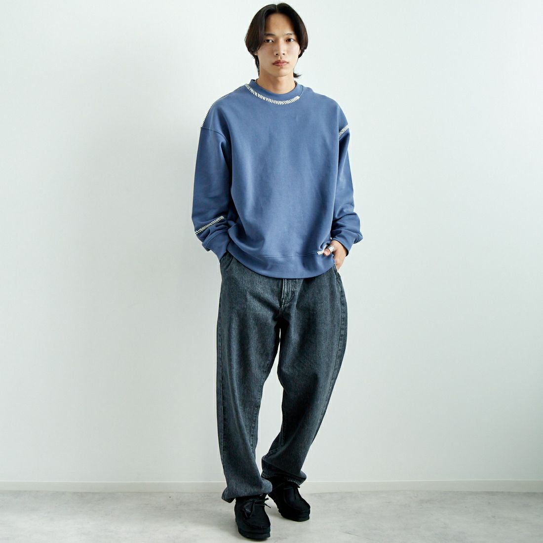 NEEDBY heritage [ニードバイヘリテージ] DANIEL ワイドテーパードデニム [B1C601937SDG] S-DK GRAY &&モデル身長：179cm 着用サイズ：32&&