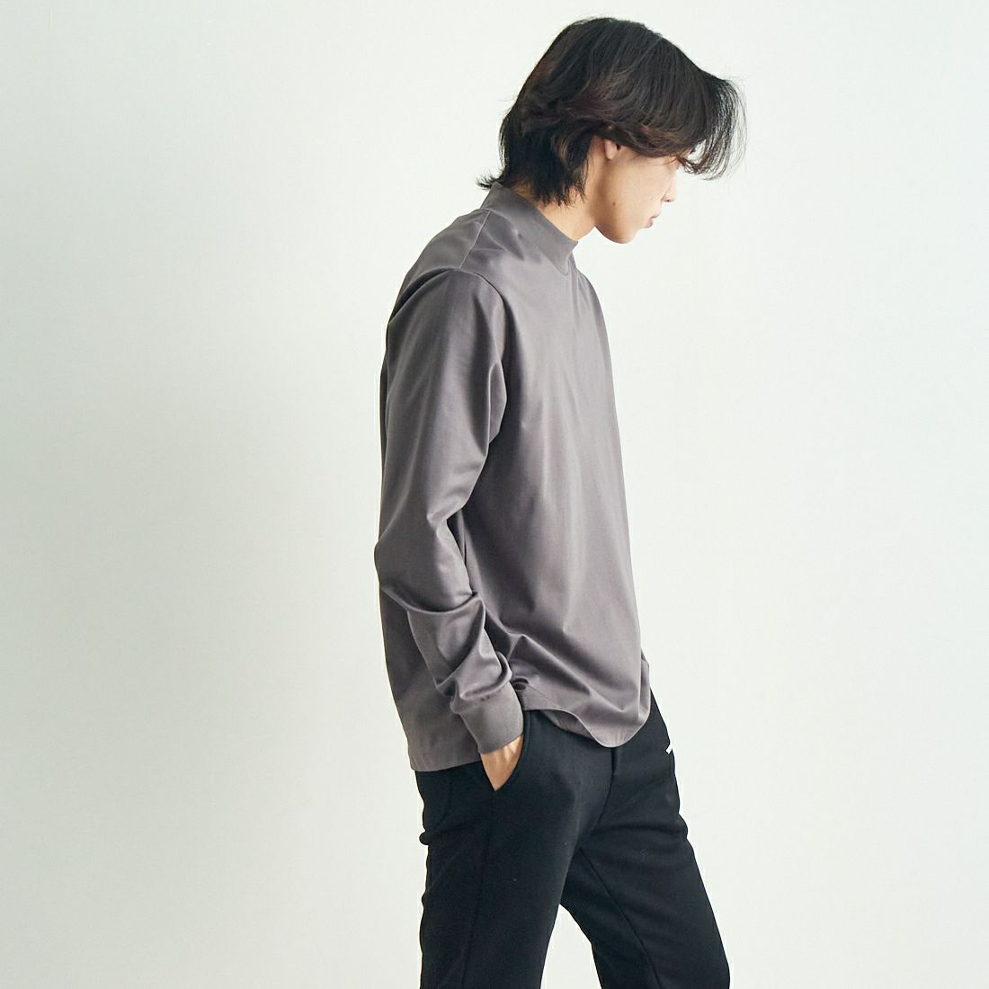 TATRAS [タトラス] MIBEILO モックネックTシャツ [MTAT24A8275-M] C.GRAY &&モデル身長：179cm 着用サイズ：2&&