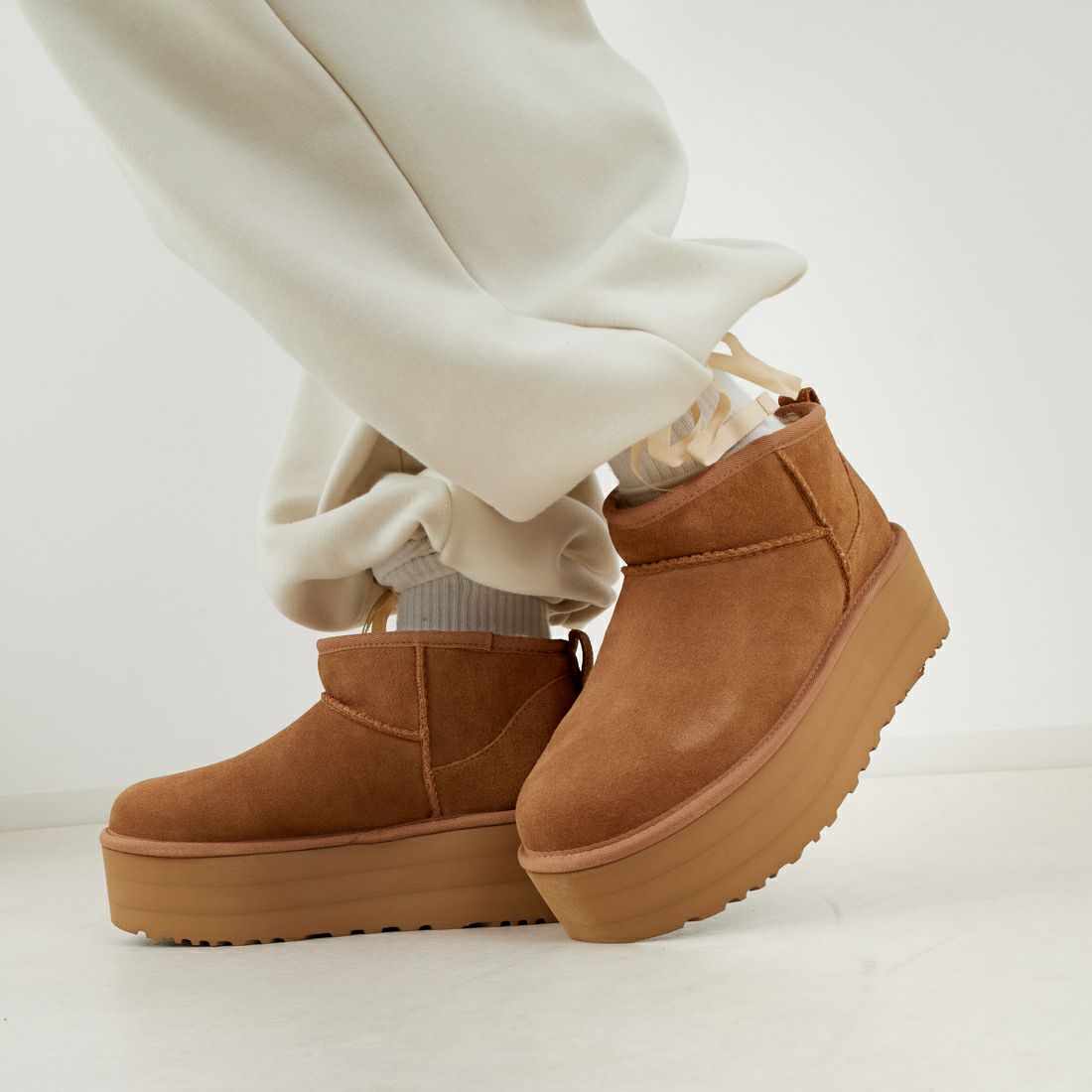 UGG [アグ] クラシック ウルトラ ミニプラットフォーム [1135092] CHESTNUT