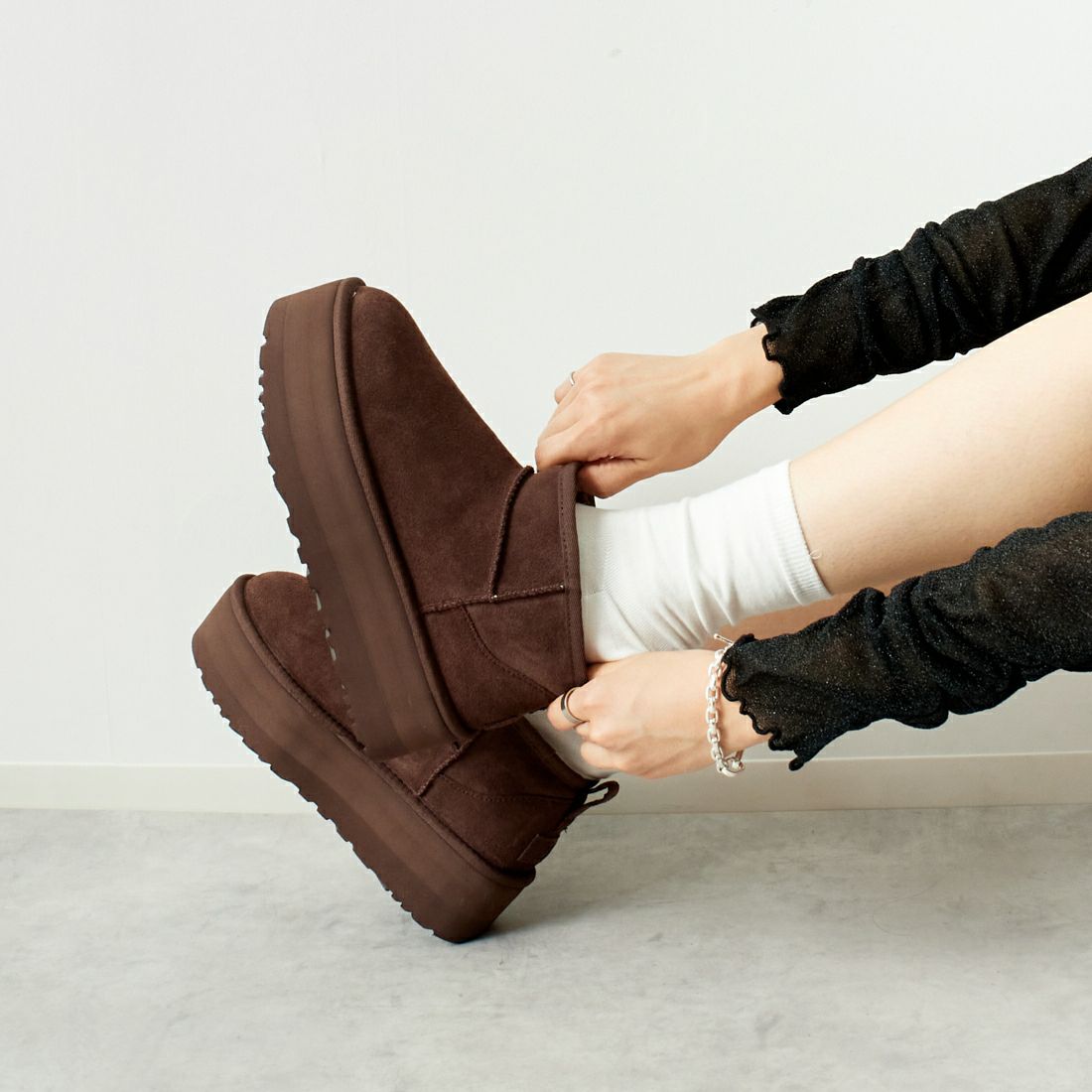 UGG [アグ] クラシック ウルトラ ミニプラットフォーム [1135092] BURNT CEDA
