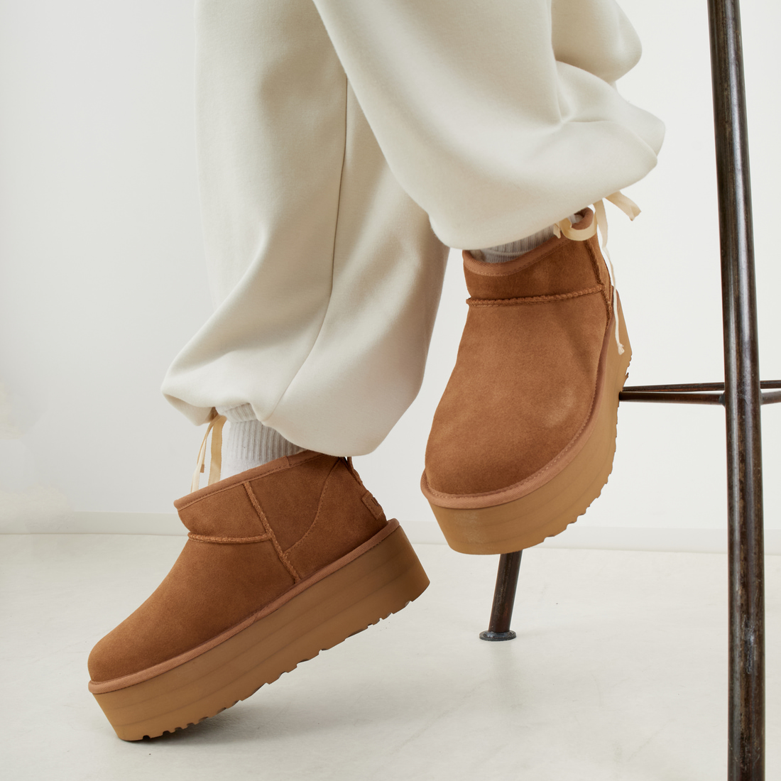 UGG [アグ] クラシック ウルトラ ミニプラットフォーム [1135092] CHESTNUT