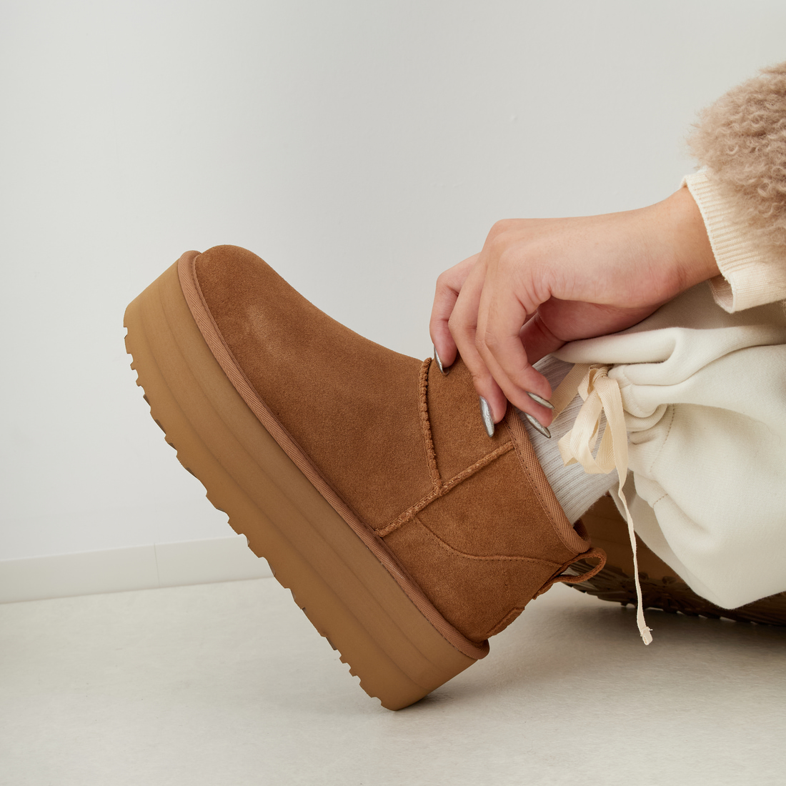 UGG [アグ] クラシック ウルトラ ミニプラットフォーム [1135092] CHESTNUT