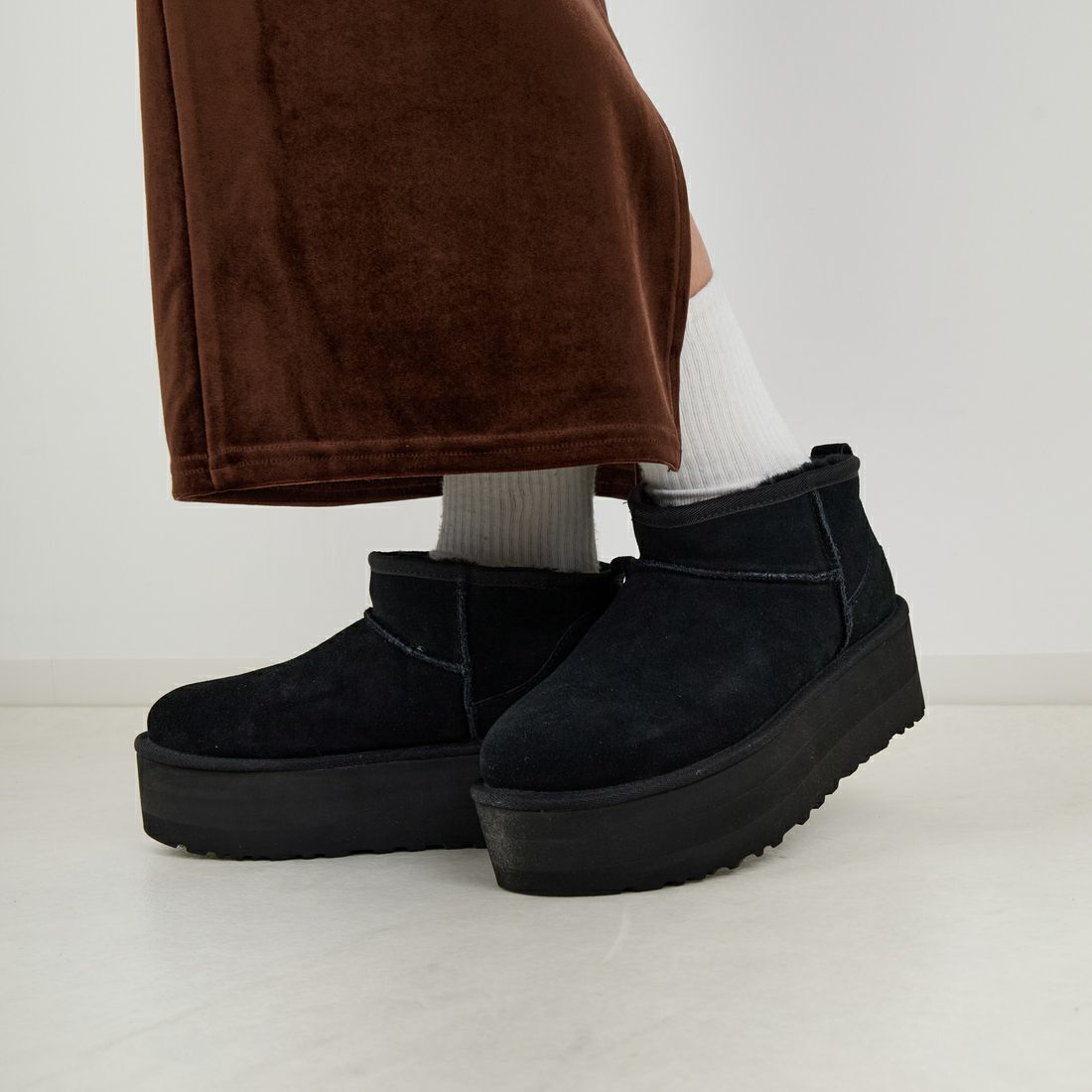 UGG [アグ] クラシック ウルトラ ミニプラットフォーム [1135092