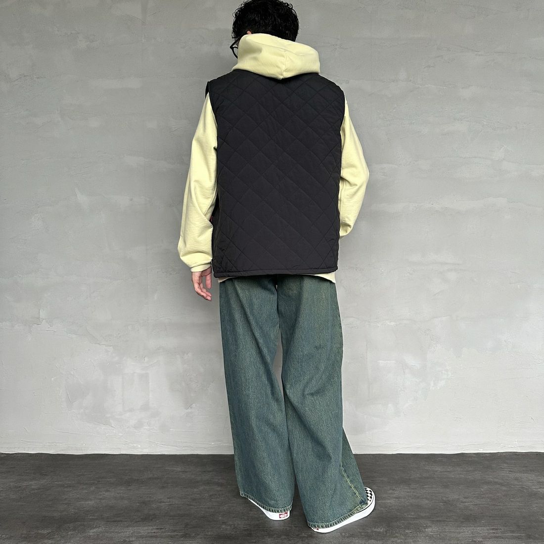 UNIVERSAL OVERALL [ユニバーサルオーバーオール] 別注 レイヤード3IN1ジャケット [U2431422IN-JF] DENIM BLK &&モデル身長：168cm 着用サイズ：L&&