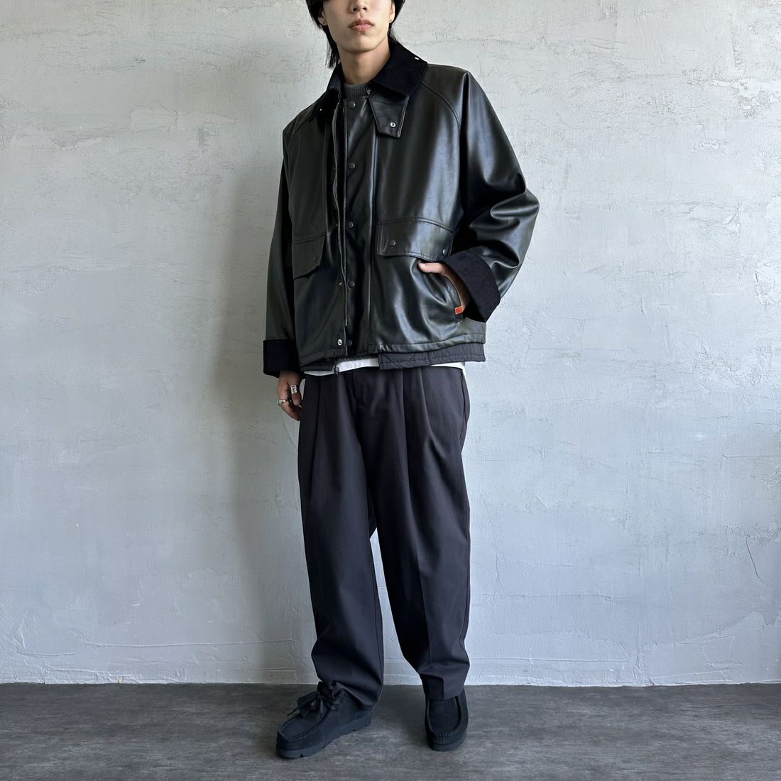 UNIVERSAL OVERALL [ユニバーサルオーバーオール] 別注 レイヤード3IN1ジャケット [U2431422IN-JF] BLK ECO LE &&モデル身長：179cm 着用サイズ：XL&&