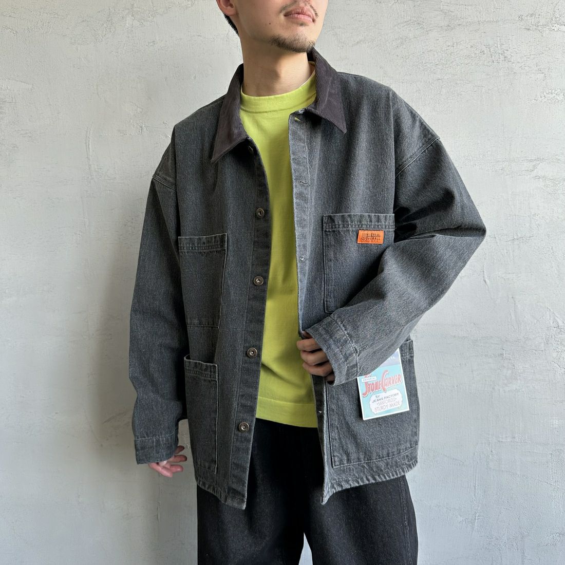 UNIVERSAL OVERALL [ユニバーサルオーバーオール] 別注 カバーオールジャケット [U2513225IN-JF] BLK DENIM &&モデル身長：168cm 着用サイズ：L&&