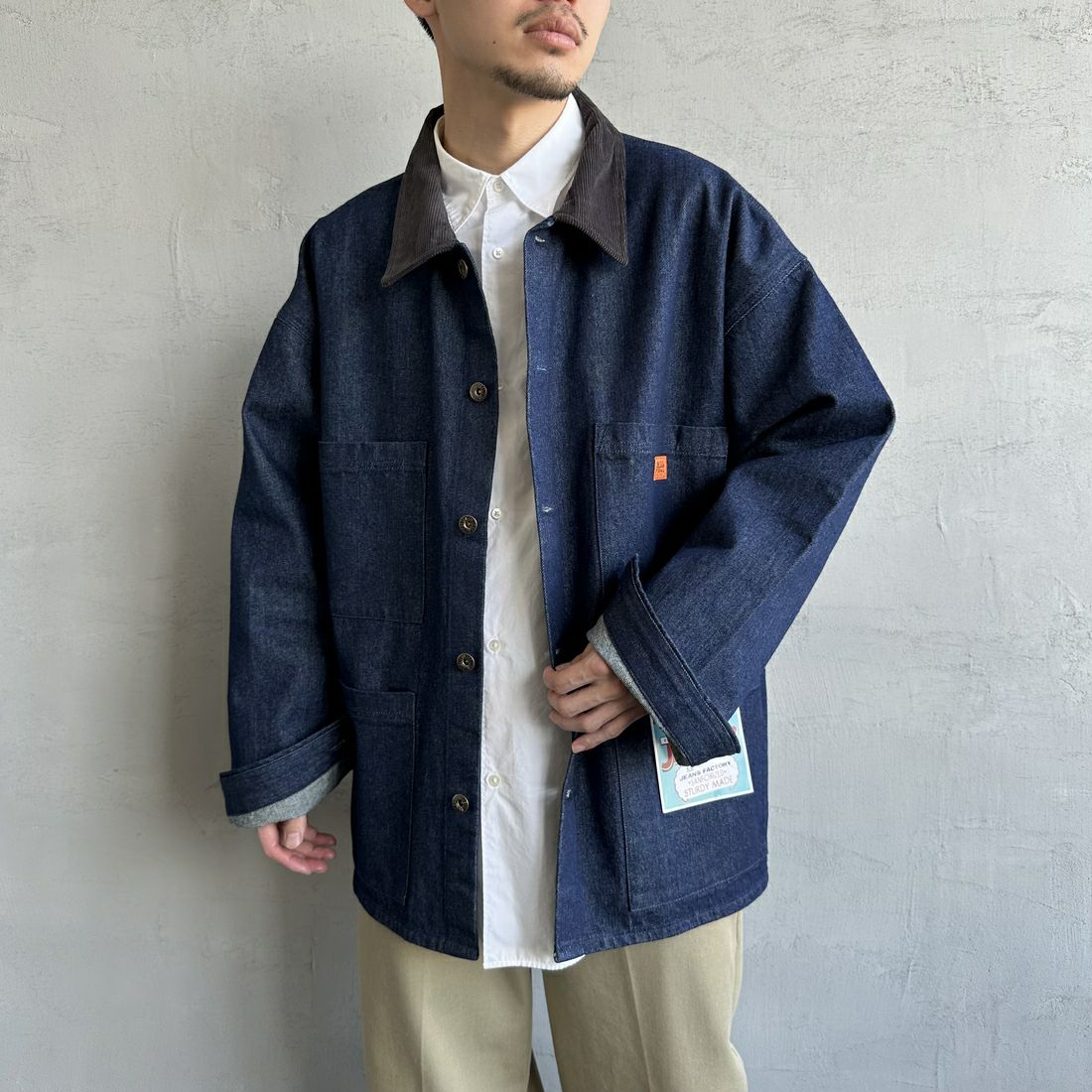 UNIVERSAL OVERALL [ユニバーサルオーバーオール] 別注 カバーオールジャケット [U2513225IN-JF] O.W DENIM &&モデル身長：168cm 着用サイズ：L&&