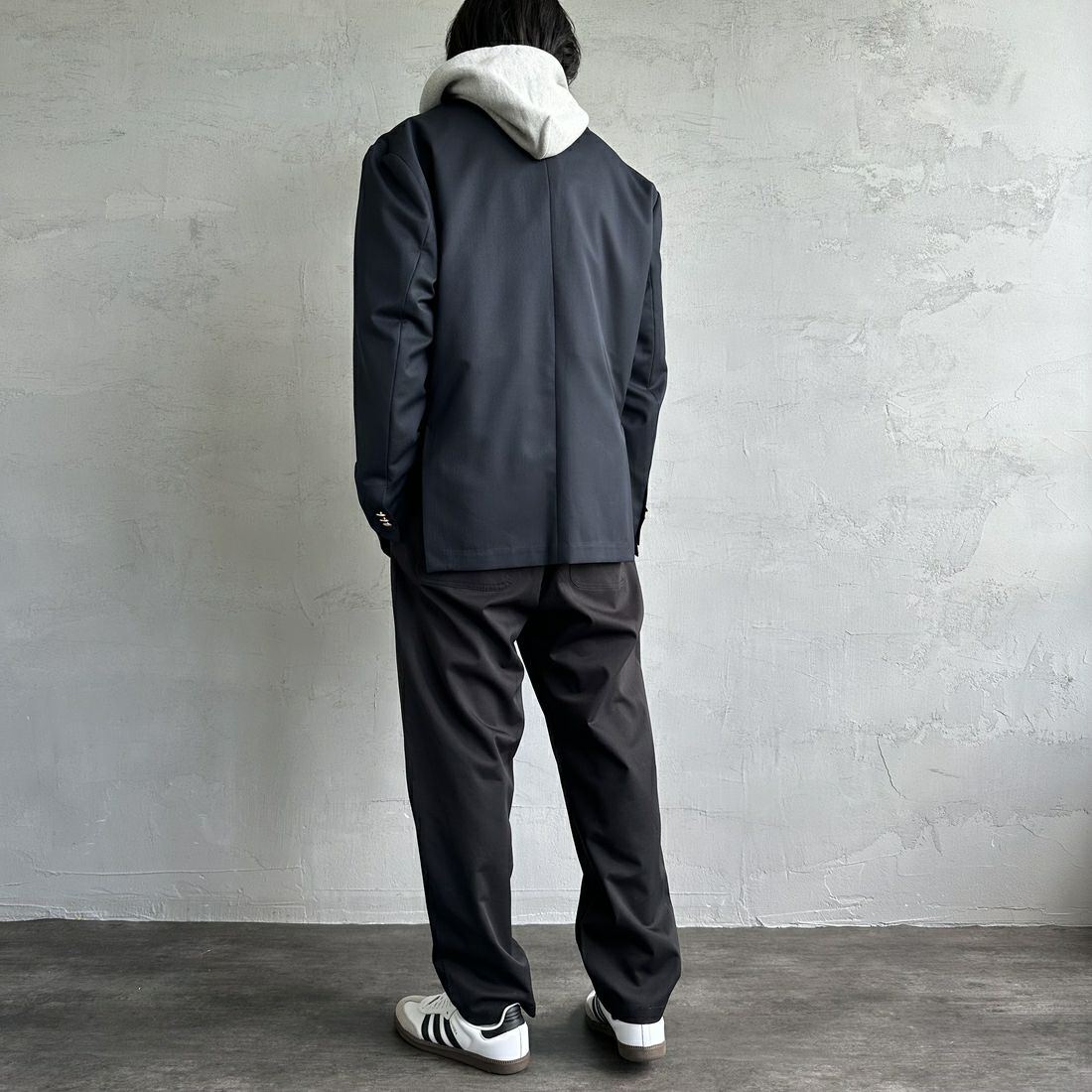 UNIVERSAL OVERALL [ユニバーサルオーバーオール] 別注 シェフパンツ [U2433601IN-JF] BLACK &&モデル身長：179cm 着用サイズ：L&&