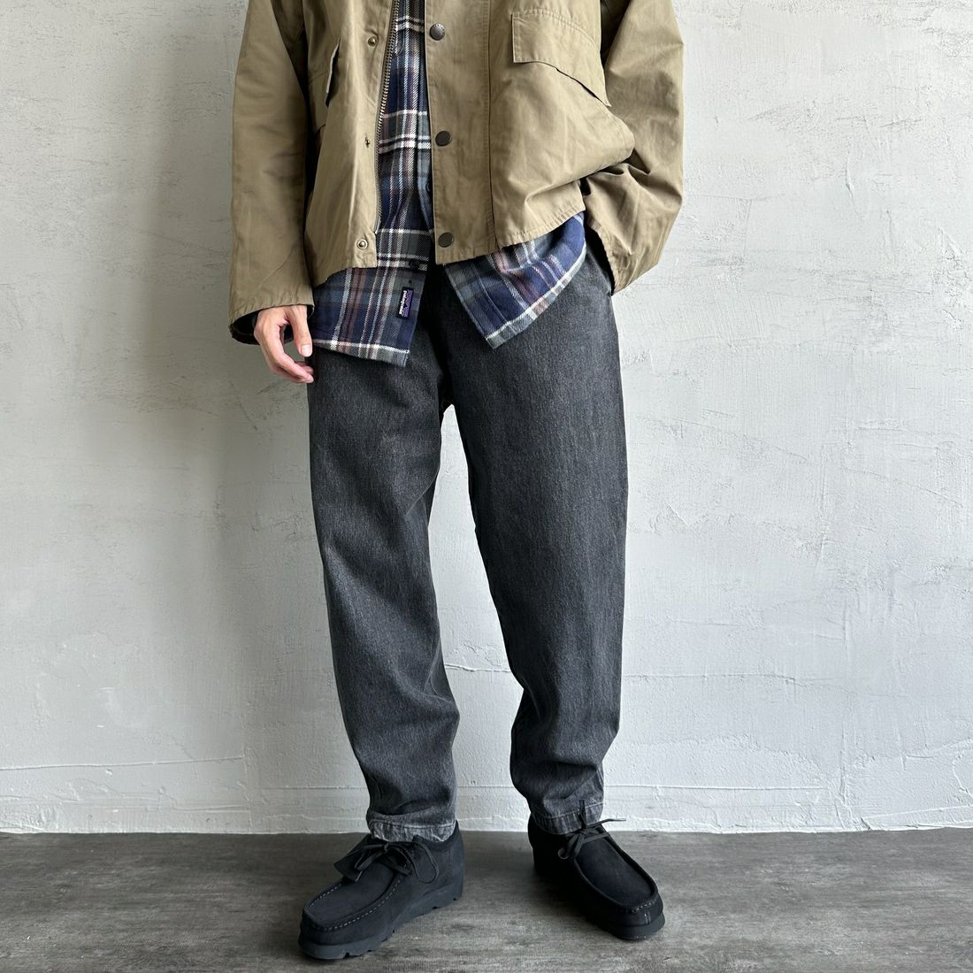 UNIVERSAL OVERALL [ユニバーサルオーバーオール] 別注 シェフパンツ [U2433601IN-JF] DNM BLK US &&モデル身長：168cm 着用サイズ：M&&