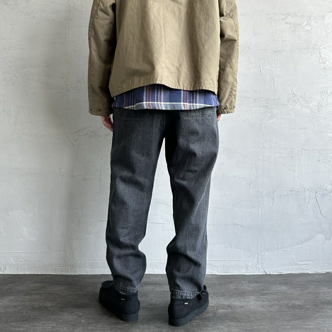 UNIVERSAL OVERALL [ユニバーサルオーバーオール] 別注 シェフパンツ [U2433601IN-JF] DNM BLK US &&モデル身長：168cm 着用サイズ：M&&